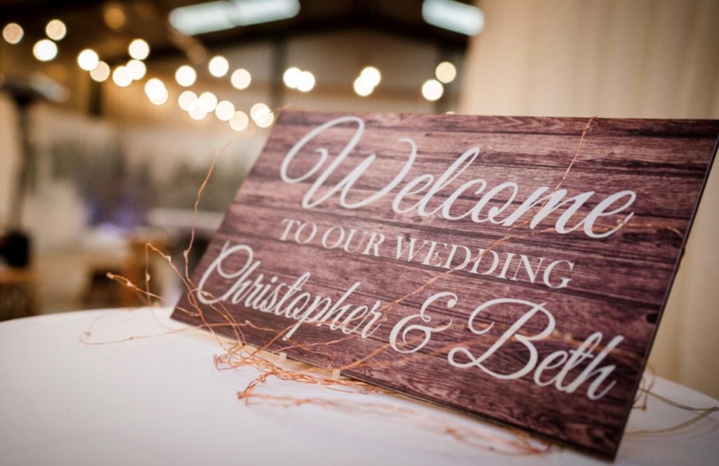 Beth and Christopher - Decor by Blue Moon